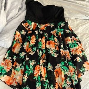 Black floral strapless dress